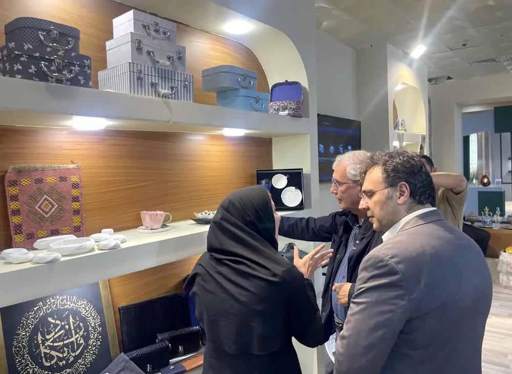 افتخارآفرینی دانشجویان دانشگاه کوثر  با مقام برگزیده ملی محصولات برتر